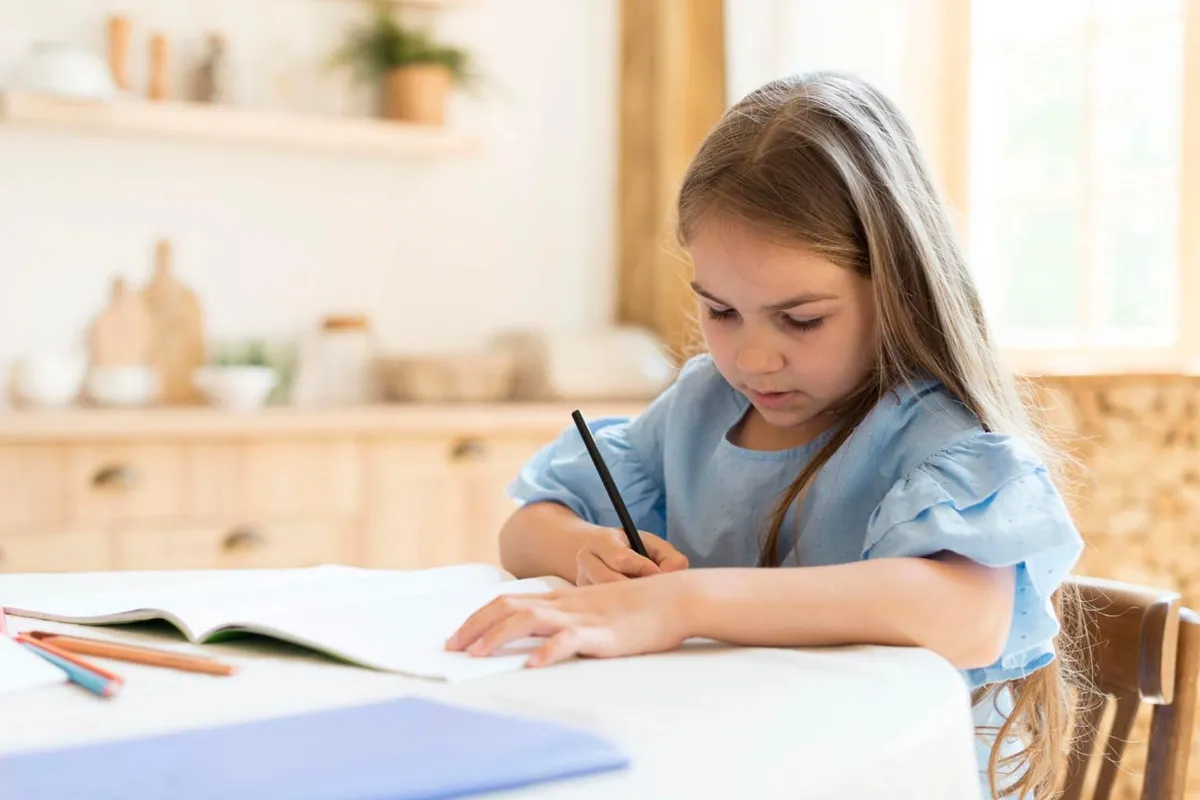Hoe genetica en omgeving de intelligentie van een kind bepalen
